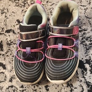 Momo Maternity Black and Pink Sneakers with Velcro Straps